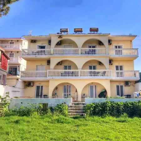 Red Sun Apartament *